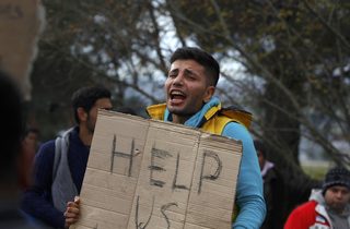 2015-11-22T112337Z_1070976869_LR1EBBM0VN20S_RTRMADP_3_EUROPE-MIGRANTS-BALKANS.JPG