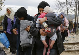 2015-11-22T132426Z_1600173899_GF20000069795_RTRMADP_3_EUROPE-MIGRANTS-BALKANS.JPG