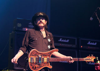 AP_746553340399.jpg