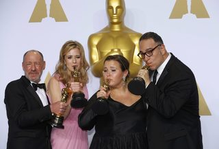 2016-02-29T061318Z_205354333_TB3EC2T0H9V59_RTRMADP_3_AWARDS-OSCARS.JPG