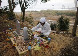 2016-03-04T110442Z_1367357847_GF10000331949_RTRMADP_3_JAPAN-DISASTER-SEARCH.JPG