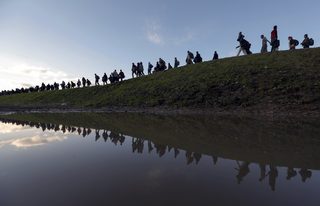 2016-04-18T195241Z_206226334_GF10000387301_RTRMADP_3_EUROPE-MIGRANTS-SLOVENIA.JPG