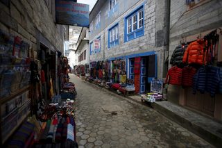 2015-12-19T220303Z_536533726_GF10000266276_RTRMADP_3_QUAKE-NEPAL-SHERPAS.JPG