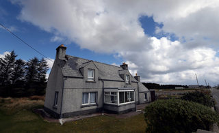 2016-05-05T165837Z_398503159_S1BETCIFMRAA_RTRMADP_3_USA-ELECTION-TRUMP-SCOTLAND.JPG