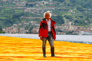 2016-06-16T132213Z_267209732_D1AETKFYINAA_RTRMADP_3_ITALY-ARTS-FLOATING-PIERS.JPG