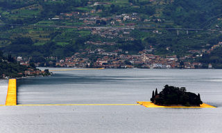 2016-06-16T132227Z_1466647084_D1AETKFYJBAA_RTRMADP_3_ITALY-ARTS-FLOATING-PIERS.JPG