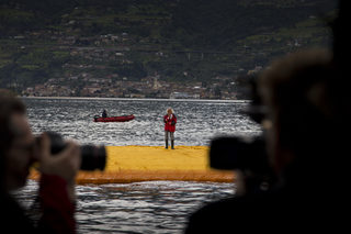 The_Floating_Piers_by_Kalin_Ivanov_01.JPG