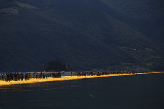 The_Floating_Piers_by_Kalin_Ivanov_35.jpg