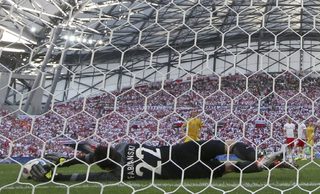 2016-06-21T174549Z_2126092413_LR1EC6L1DC3DP_RTRMADP_3_SOCCER-EURO-UKR-POL.JPG