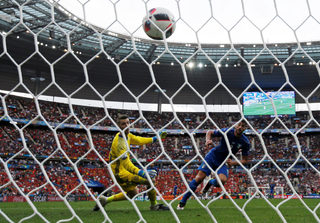 Italy v Spain - EURO 2016 - Round of 16