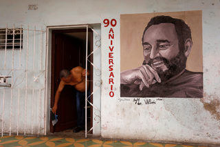 2016-08-12T233844Z_1447835356_S1BETVCGGQAA_RTRMADP_3_CUBA-FIDEL.JPG