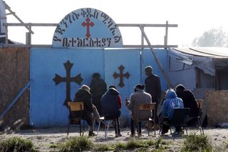 2016-10-23T131146Z_1418571303_LR1ECAN10NB5U_RTRMADP_3_EUROPE-MIGRANTS-CALAIS.JPG