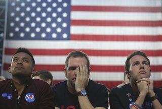 2016-11-09T041751Z_274109895_HT1ECB90BXBLW_RTRMADP_3_USA-ELECTION-CLINTON.JPG