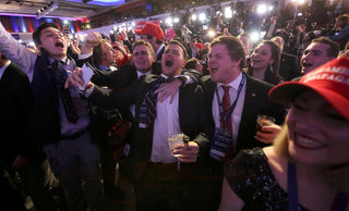 2016-11-09T055338Z_1935275912_S1AEULUCWOAA_RTRMADP_3_USA-ELECTION-TRUMP.JPG