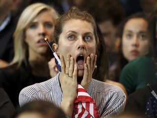 2016-11-09T062438Z_1163622302_HT1ECB90HSKSB_RTRMADP_3_USA-ELECTION-CLINTON.JPG