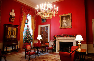 2016-11-29T164149Z_1853301135_RC1F0F7EF0D0_RTRMADP_3_CHRISTMAS-SEASON-WHITEHOUSE.JPG