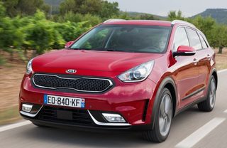 Kia-Niro_EU-Version-2017-1280-18.jpg