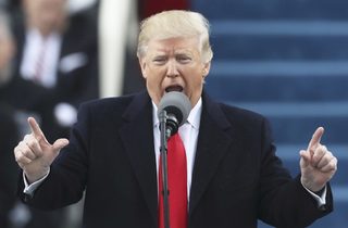 2017-01-20T172600Z_1823925819_HT1ED1K1CEU6Y_RTRMADP_3_USA-TRUMP-INAUGURATION.JPG