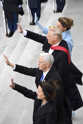 2017-01-20T183901Z_896200507_HT1ED1K1FSJJ9_RTRMADP_3_USA-TRUMP-INAUGURATION.JPG