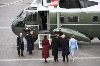 2017-01-20T200105Z_790965398_HT1ED1K1JLDSU_RTRMADP_3_USA-TRUMP-INAUGURATION.JPG