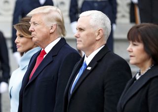 2017-01-20T202317Z_656070410_HT1ED1K1KMDUY_RTRMADP_3_USA-TRUMP-INAUGURATION.JPG