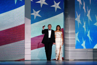 2017-01-21T040232Z_1499943027_RC1A0236BDF0_RTRMADP_3_USA-TRUMP-INAUGURATION-BALLS.JPG
