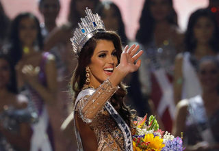 2017-01-30T034733Z_377966016_RC1919B82BE0_RTRMADP_3_PHILIPPINES-MISSUNIVERSE.JPG