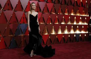 2017-02-27T022053Z_1775020444_HP1ED2R06ISI2_RTRMADP_3_AWARDS-OSCARS.JPG