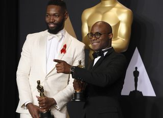 2017-02-27T054800Z_1746231812_HP1ED2R0G3Z7Z_RTRMADP_3_AWARDS-OSCARS.JPG