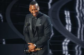 2017-02-27T015928Z_1262916565_HP1ED2R05J3DW_RTRMADP_3_AWARDS-OSCARS.JPG