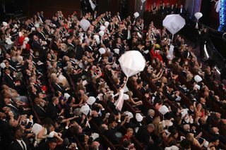2017-02-27T022844Z_1679342938_HP1ED2R06VVJC_RTRMADP_3_AWARDS-OSCARS.JPG