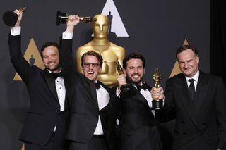 2017-02-27T040357Z_855533490_HP1ED2R0BAKWC_RTRMADP_3_AWARDS-OSCARS.JPG