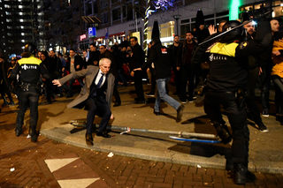 2017-03-12T041756Z_322495868_RC15533E3FF0_RTRMADP_3_TURKEY-EUROPE-NETHERLANDS.JPG