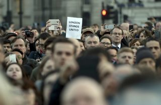 2017-03-23T182038Z_1537539660_LR1ED3N1EXZGK_RTRMADP_3_BRITAIN-SECURITY-VIGIL.JPG