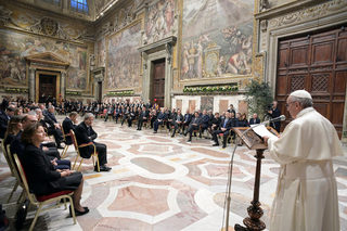 2017-03-24T174127Z_384982064_RC15E82BA410_RTRMADP_3_EU-SUMMIT-POPE.JPG