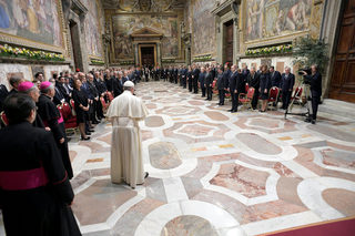 2017-03-24T173358Z_1573592470_RC1915BC8290_RTRMADP_3_EU-SUMMIT-POPE.JPG