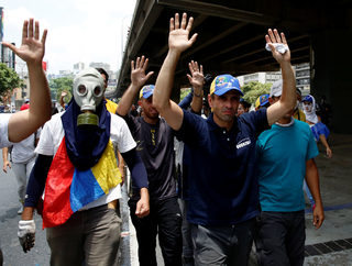 2017-04-19T182925Z_1843831174_RC1D30BEAAB0_RTRMADP_3_VENEZUELA-POLITICS-PROTESTS.JPG