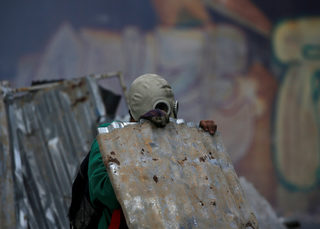 2017-04-19T213034Z_353675496_RC1960BB6DB0_RTRMADP_3_VENEZUELA-POLITICS-PROTESTS.JPG
