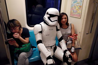 2017-05-04T095217Z_213622453_RC1FB2D7BF60_RTRMADP_3_FILM-STARWARS.JPG