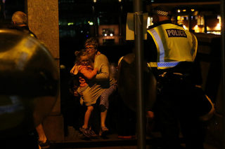 2017-06-04T001606Z_1915070343_RC1CF4C478C0_RTRMADP_3_BRITAIN-SECURITY.JPG