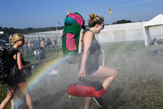 2017-06-21T164656Z_1534846468_RC11DF023BF0_RTRMADP_3_MUSIC-GLASTONBURY.JPG