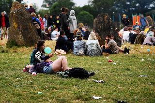 2017-06-22T063010Z_32151717_RC158054AEA0_RTRMADP_3_MUSIC-GLASTONBURY.JPG
