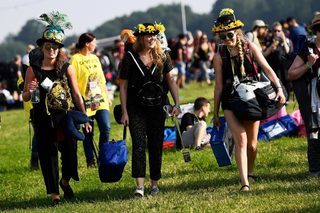 2017-06-21T082533Z_1703488421_RC1AB945E450_RTRMADP_3_MUSIC-GLASTONBURY.jpg