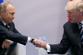 2017-07-07T145647Z_1784269212_RC155F64E7C0_RTRMADP_3_G20-GERMANY-TRUMP-PUTIN.JPG