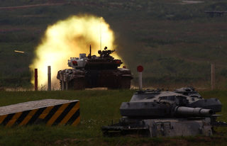 2017-07-29T142952Z_1183337791_RC1F51AC0300_RTRMADP_3_RUSSIA-MILITARY-TANK-BIATHLON.JPG