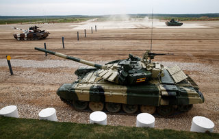 2017-07-29T143001Z_999927275_RC146621D790_RTRMADP_3_RUSSIA-MILITARY-TANK-BIATHLON.JPG