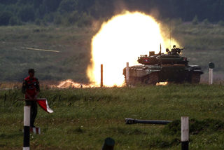 2017-07-29T143008Z_471122123_RC1604917530_RTRMADP_3_RUSSIA-MILITARY-TANK-BIATHLON.JPG