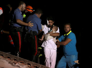 2017-08-22T062302Z_1118262649_RC14059C6810_RTRMADP_3_ITALY-QUAKE.JPG