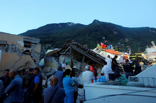 2017-08-22T064554Z_1254155864_RC163FF6EBE0_RTRMADP_3_ITALY-QUAKE.JPG
