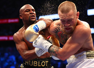 2017-08-27T043424Z_1523311415_NOCID_RTRMADP_3_BOXING-MAYWEATHER-VS-MCGREGOR.JPG